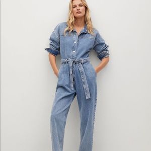 One-piece jean jumpsuit